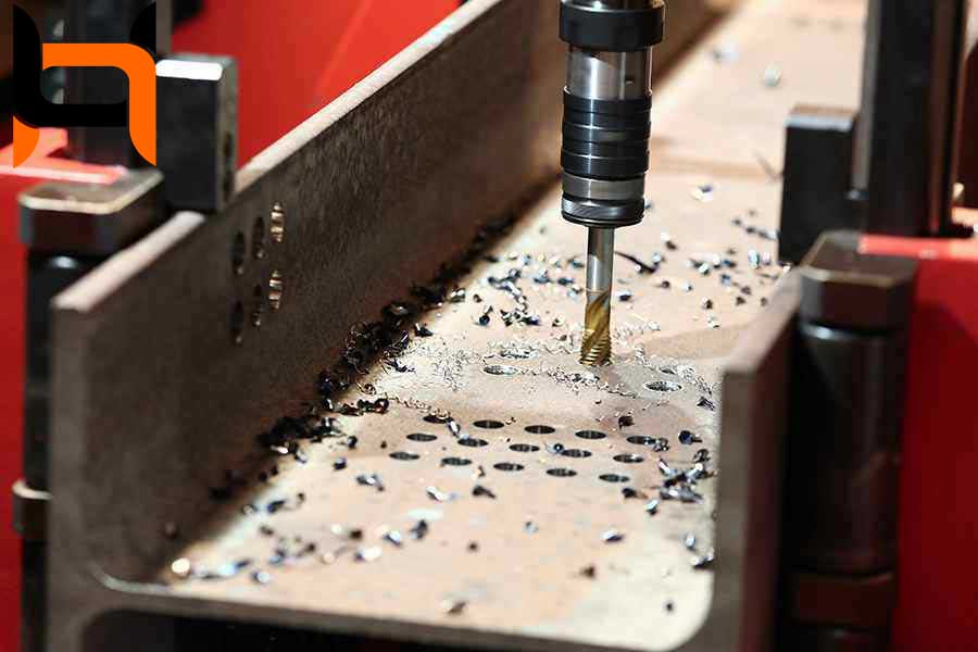 سوراخکاری ورق با دستگاه دریل CNC